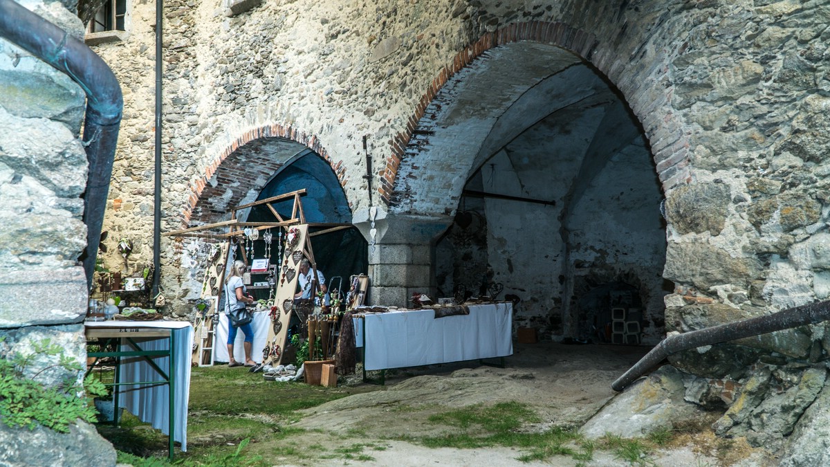 O Fotomagazin / Kunsthandwerksmarkt auf der Burg Piberstein 2016